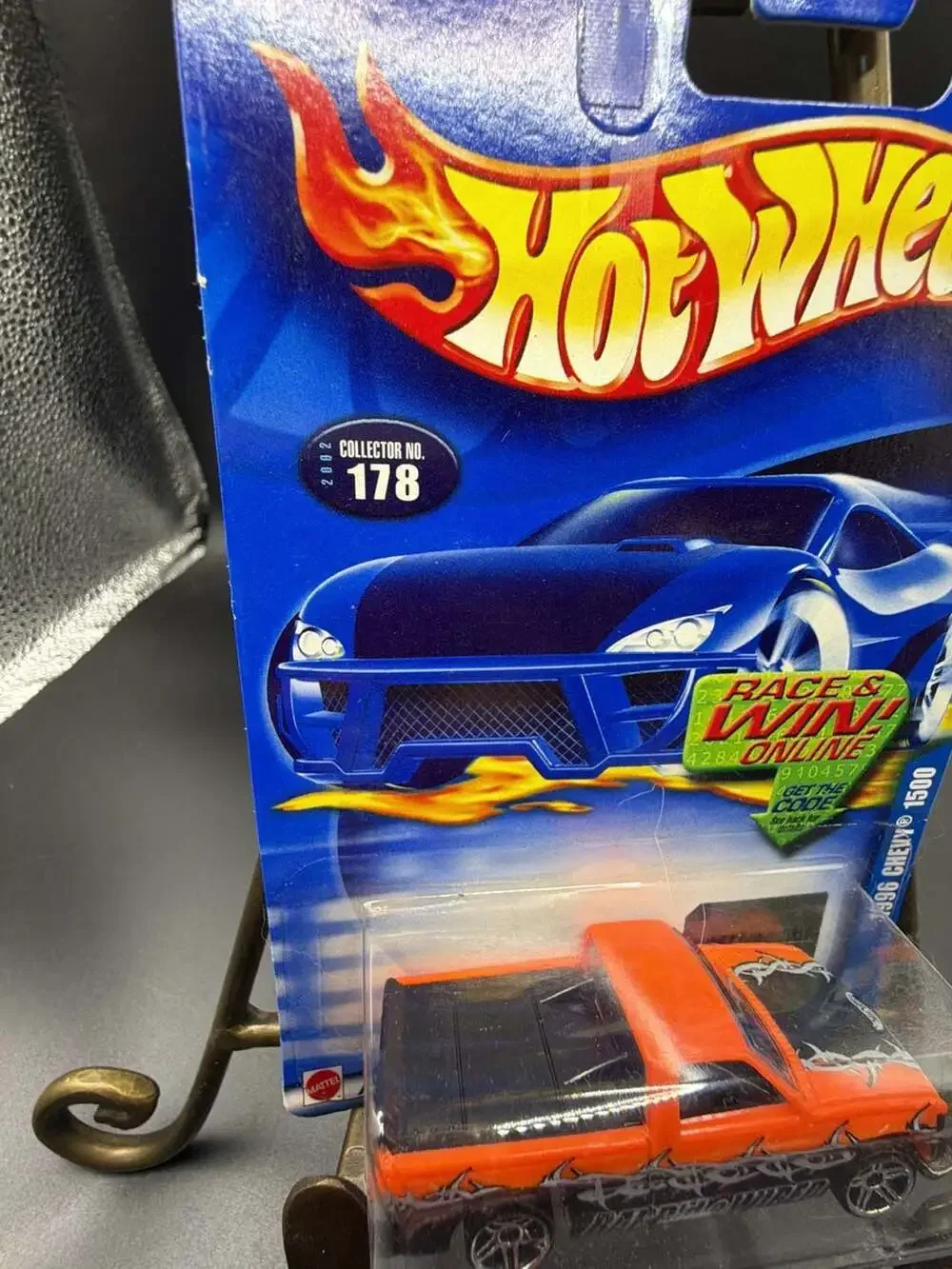 Hot Wheels 2002 Collector No. 178 1996 Chevy 1500 Barb'd & Wired Orange Die-Cast